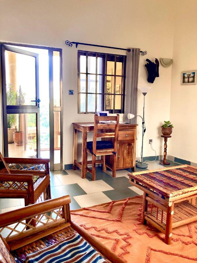 Ferienwohnung Porto-Novo Logement Lumineux Et Calme Exterior foto