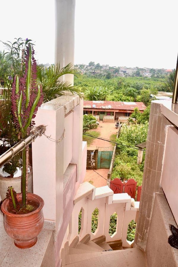 Ferienwohnung Porto-Novo Logement Lumineux Et Calme Exterior foto