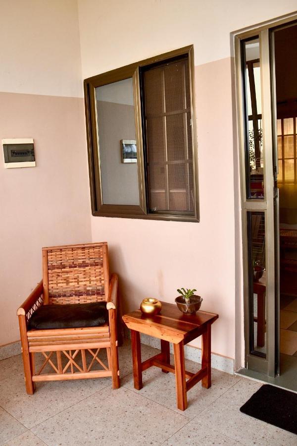Ferienwohnung Porto-Novo Logement Lumineux Et Calme Exterior foto